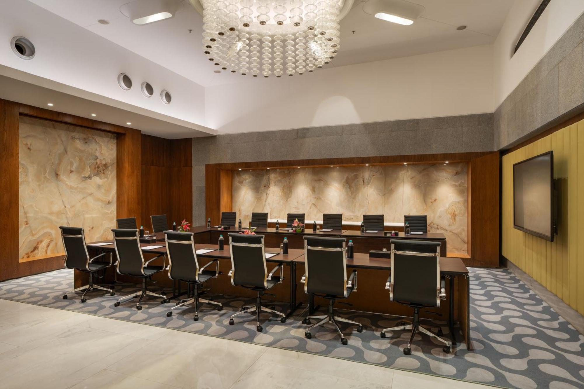 Avasa Hotel Hyderabad Bagian luar foto