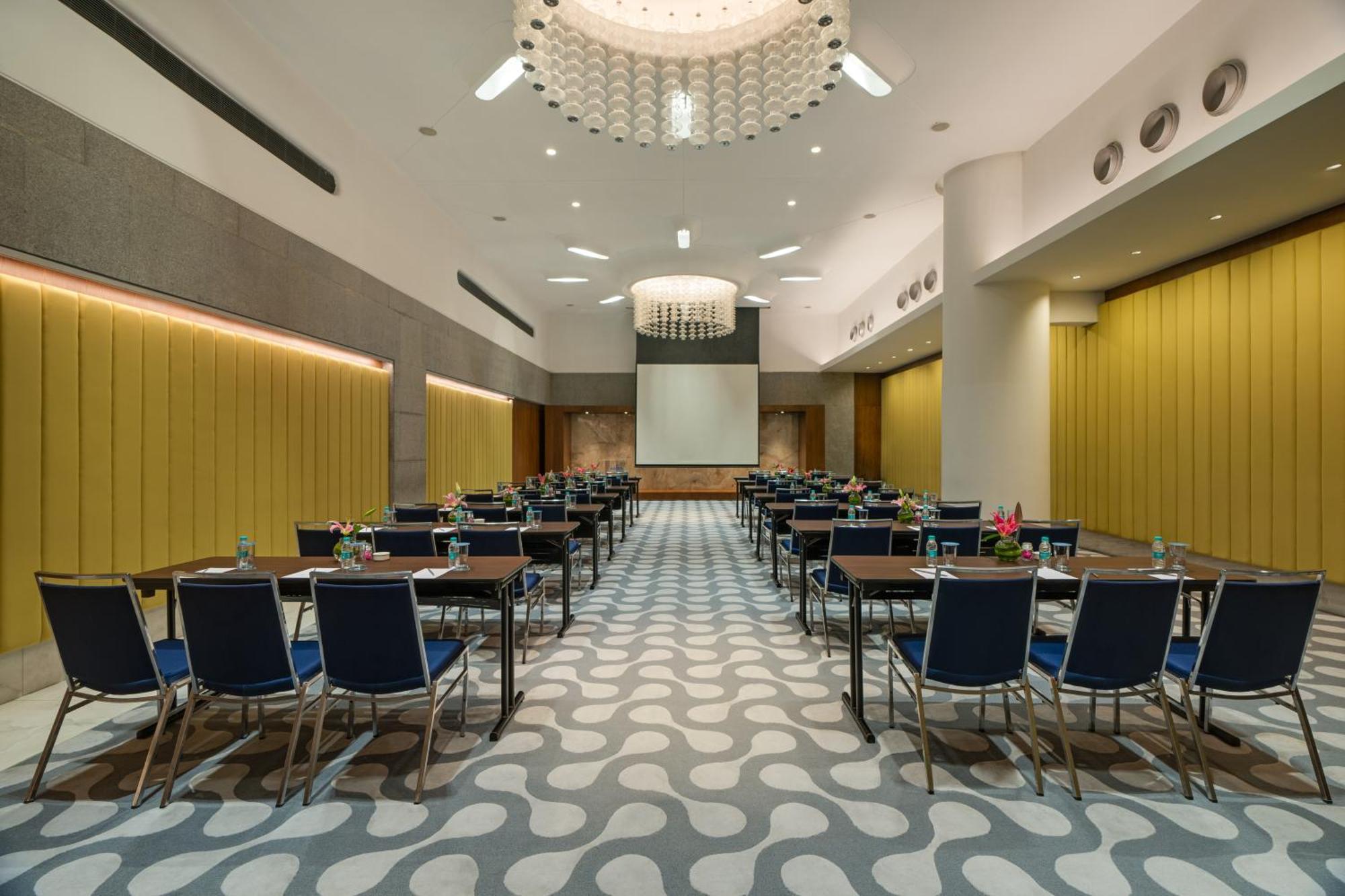 Avasa Hotel Hyderabad Bagian luar foto