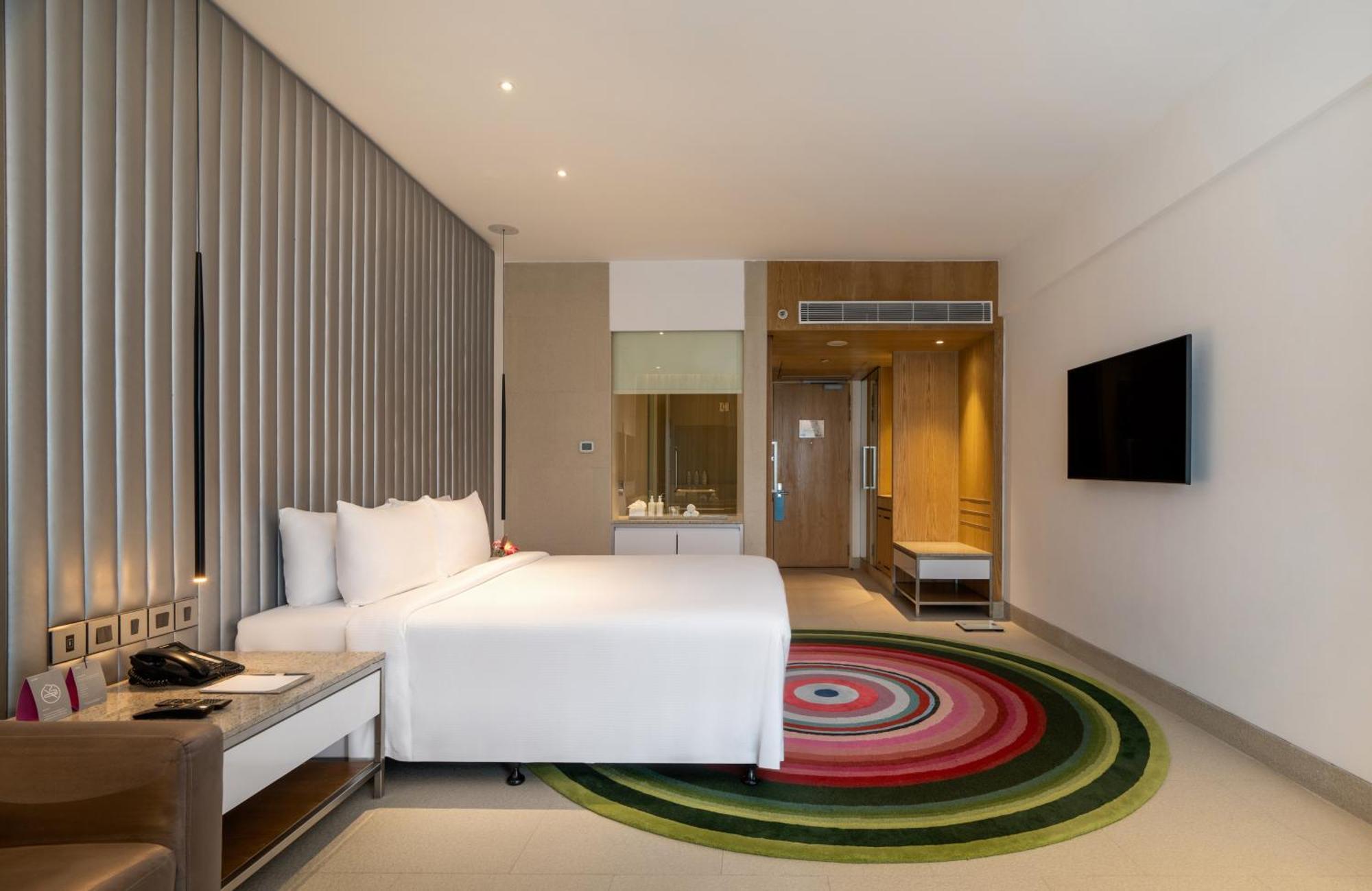 Avasa Hotel Hyderabad Bagian luar foto