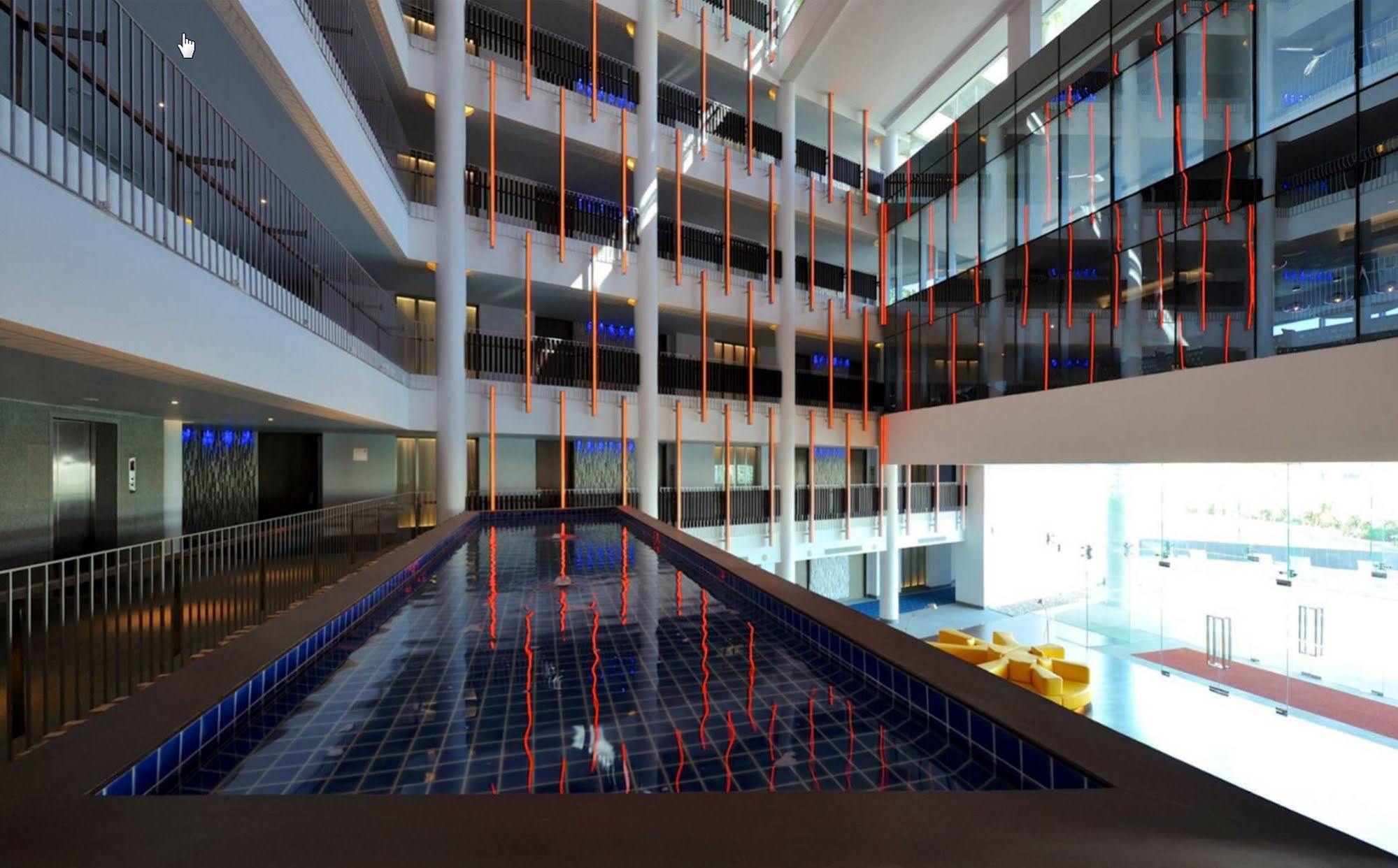 Avasa Hotel Hyderabad Bagian luar foto